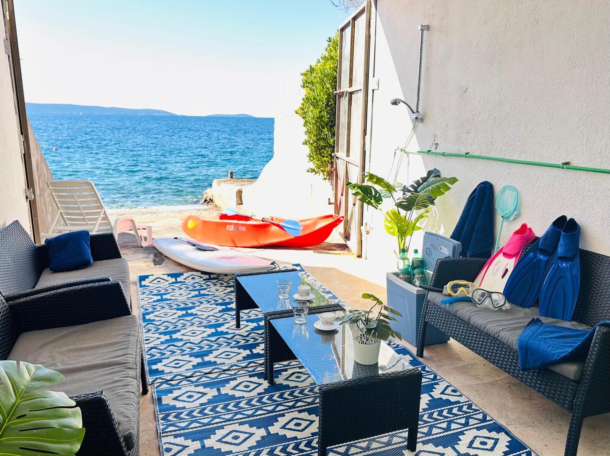 Luxury Seaside Villa With A Classic Mediterranean Olive Garden, A Fully Equipped Professional Kitchen, Pool, Sauna, Padle Boards And Canoe - Miolin Beach House Trogir Kültér fotó